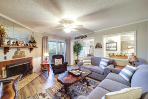 Beech Mountain Condo Near Hiking, Golf and Skiing!